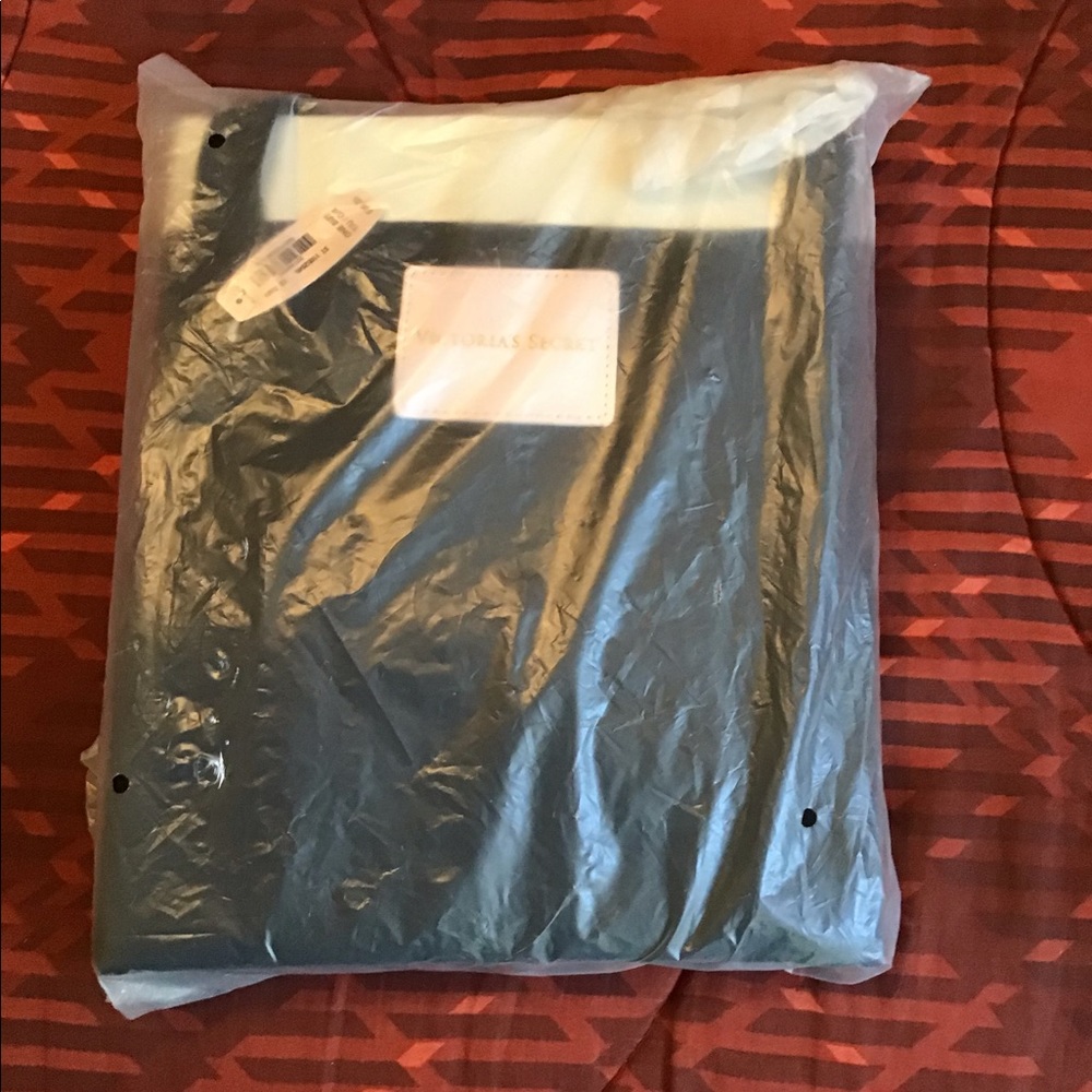Tote - Picture 5 of 5